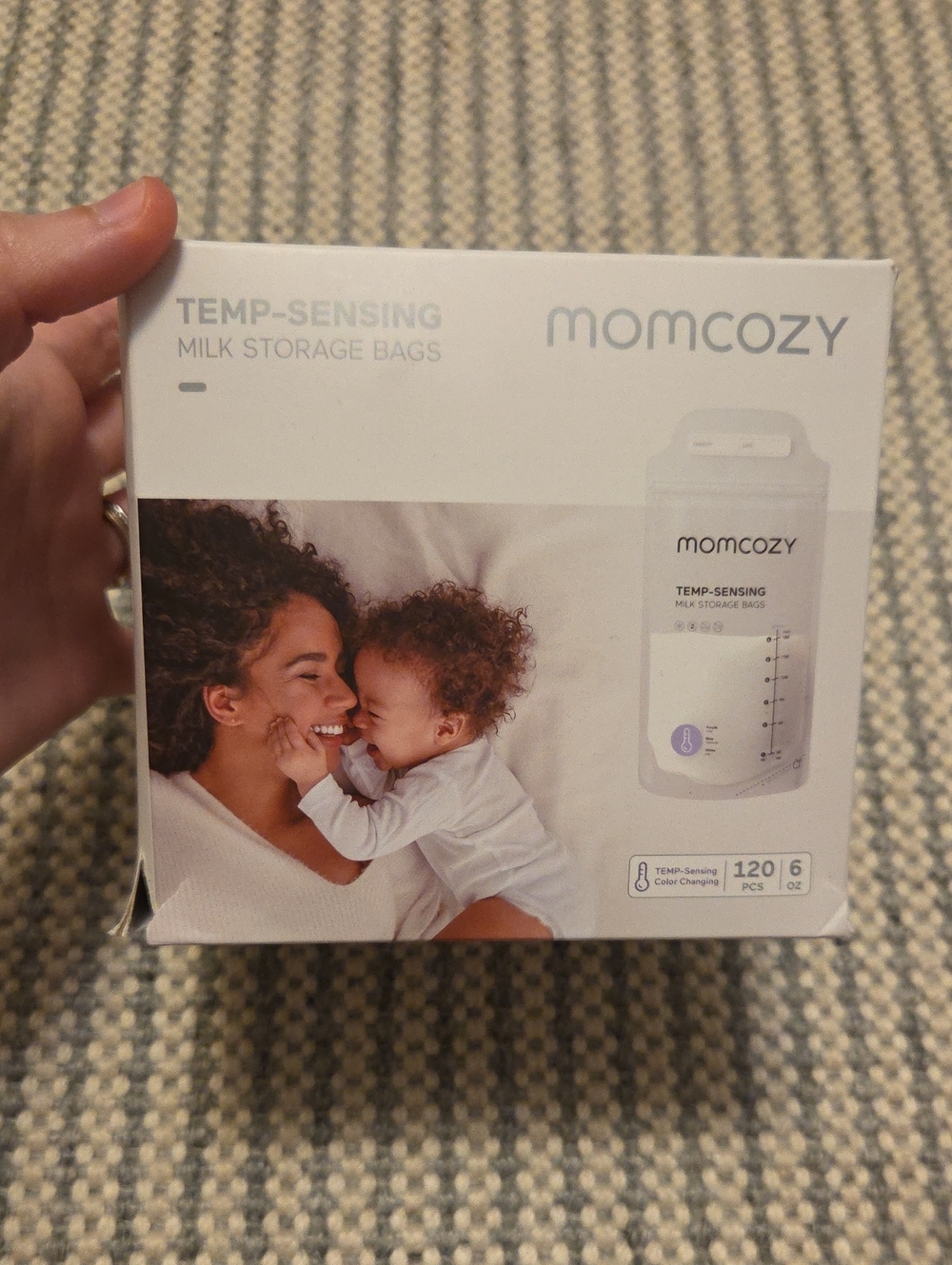 Momcozy Temp-Sensing Milk Storage Bags – White, 120 pcs